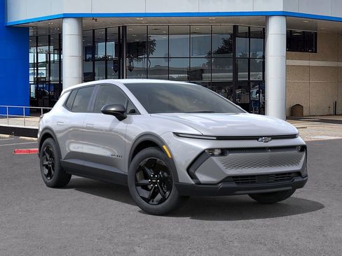 New 2026 Chevrolet Equinox EV LT image 7