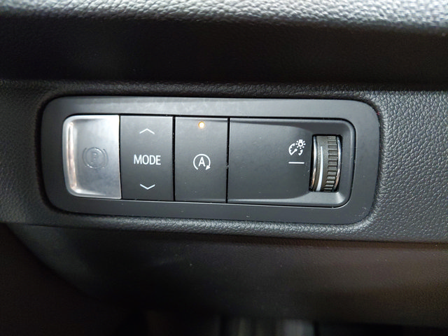 Used 2026 Chevrolet Traverse LT FWD image 40
