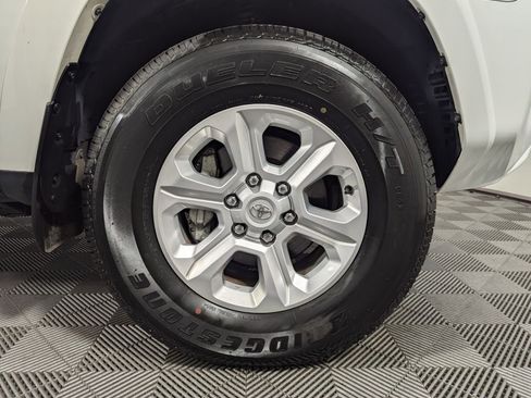 Used 2024 Toyota 4Runner SR5 image 33