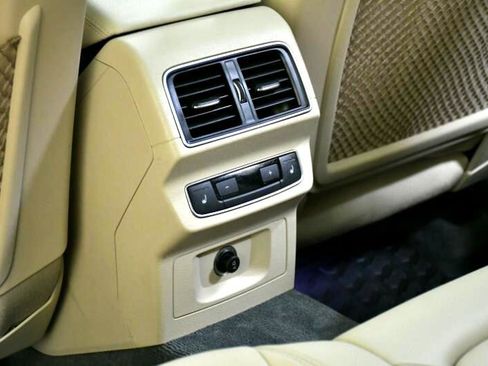 Used 2018 Audi Q5 Prestige w/ Prestige Package image 34