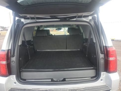 Used 2017 Chevrolet Tahoe LT AWD/4WD image 9