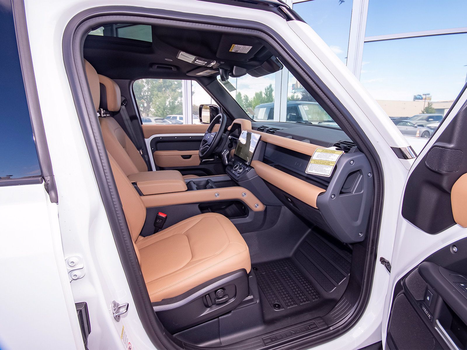 New 2026 Land Rover Defender 110 X-Dynamic SE AWD/4WD image 42