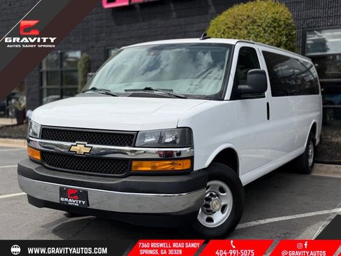 Used 2025 Chevrolet Express 3500 LT w/ LT Preferred Equipment Group image 1