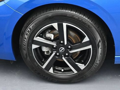 Used 2025 Nissan Sentra SV FWD image 7