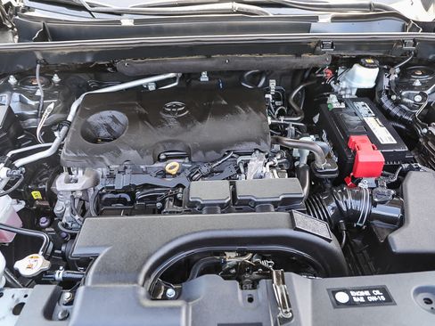 Certified 2019 Toyota RAV4 XLE Premium AWD/4WD image 26