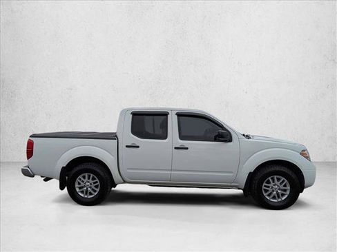 Used 2019 Nissan Frontier SV image 4