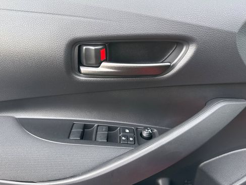 Certified 2025 Toyota Corolla GR image 17