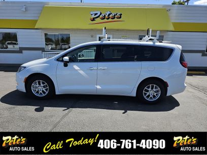 Used 2022 Chrysler Voyager LX