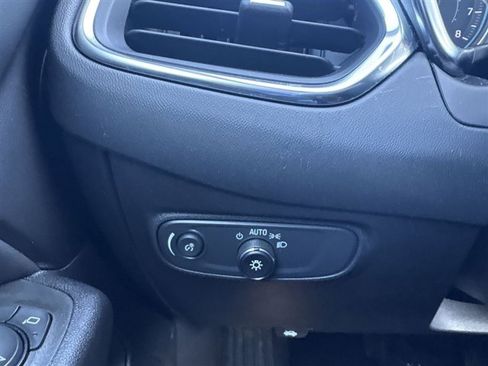 Certified 2024 Chevrolet Equinox LT w/ LPO, Floor Liner Package image 17