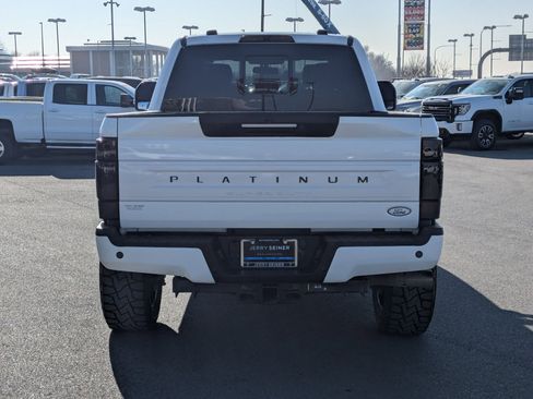 Used 2022 Ford F350 Platinum image 5