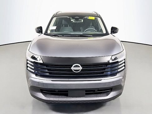 New 2026 Nissan Kicks SV w/ SV Premium Package image 2