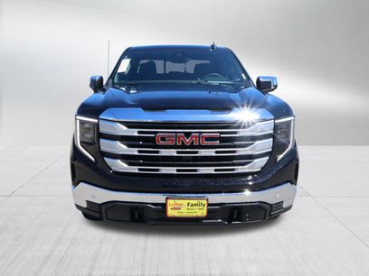 New 2026 GMC Sierra 1500 SLE