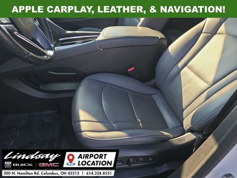 Used 2024 Buick Enclave Premium image 19