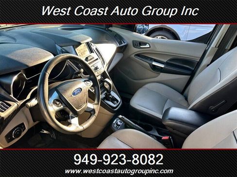 Used 2015 Ford Transit Connect Titanium image 5