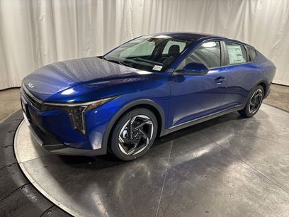 New 2025 Kia K4 EX