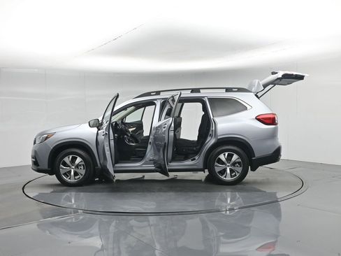 Used 2021 Subaru Ascent Premium image 39
