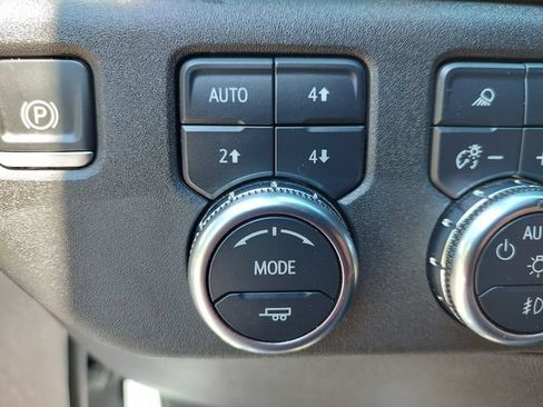 Used 2024 GMC Sierra 1500 Elevation w/ Elevation Premium Package AWD/4WD image 14
