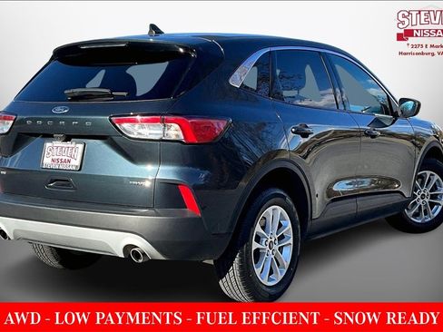 Used 2022 Ford Escape SE w/ Cold Weather Package image 6