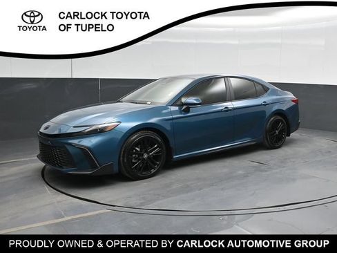 Used 2026 Toyota Camry SE w/ Convenience Package FWD image 9