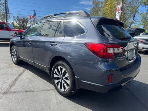 Used 2015 Subaru Outback 3.6R Limited image 3