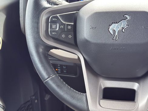 Used 2024 Ford Bronco Big Bend w/ Sasquatch Package AWD/4WD image 16