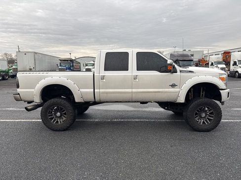 Used 2014 Ford F250 Platinum w/ FX4 Off-Road Package image 5