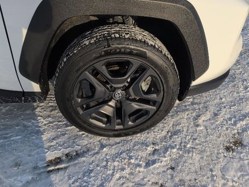 Used 2024 Toyota RAV4 Adventure image 12