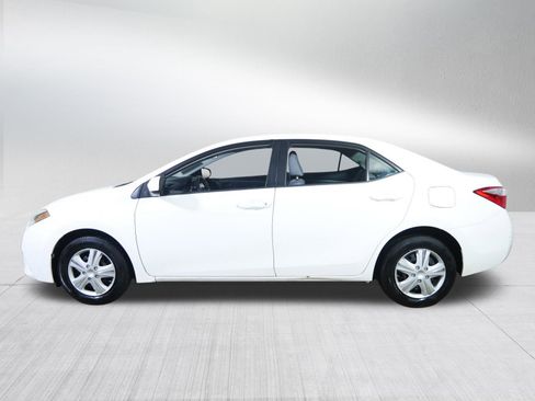 Used 2015 Toyota Corolla L image 4