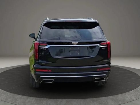 Used 2023 Cadillac XT6 Premium Luxury w/ Platinum Package AWD/4WD image 3