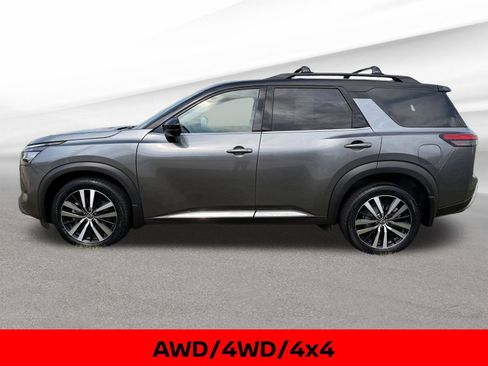Certified 2023 Nissan Pathfinder Platinum AWD/4WD image 12