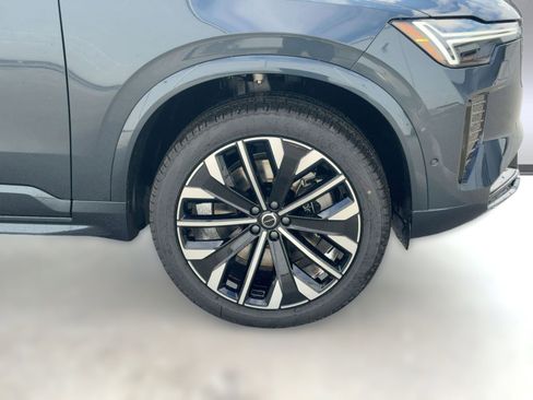 New 2026 Volvo XC90 T8 Ultra w/ Protection Package AWD/4WD image 11