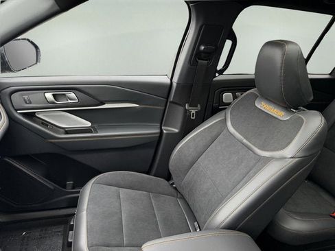 New 2026 Ford Explorer Tremor w/ Tremor Ultimate Package AWD/4WD image 18