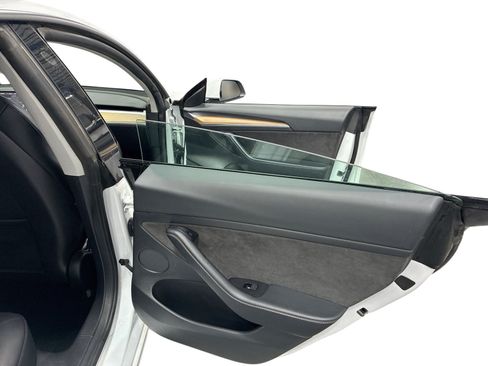 Certified 2021 Tesla Model 3 Standard Range Plus RWD image 12
