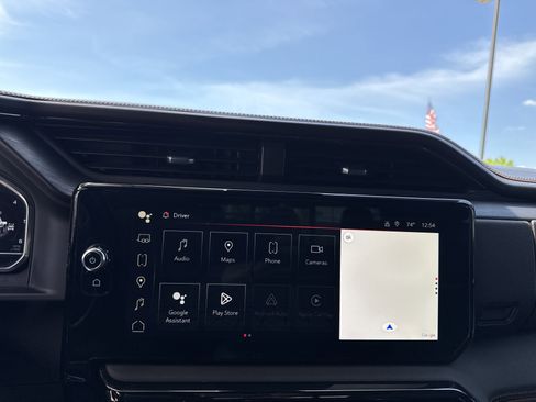 Used 2024 GMC Sierra 1500 AT4 w/ AT4 Premium Package image 24