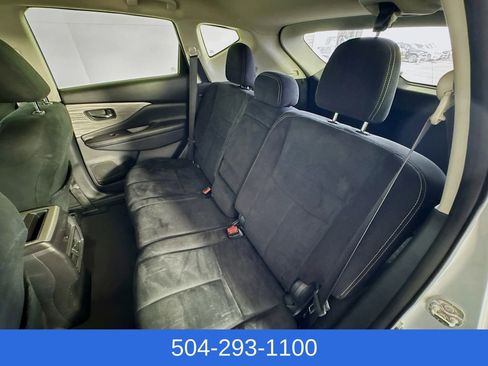 Used 2018 Nissan Murano SV image 23