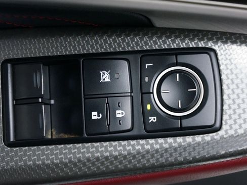 Used 2017 Lexus RC 200t image 29