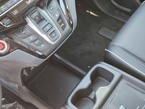 New 2026 Honda Odyssey Touring image 17