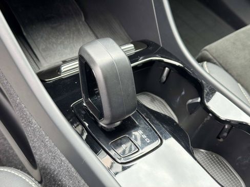 Certified 2023 Volvo C40 P8 Recharge Plus w/ Protection Package Premier AWD/4WD image 14