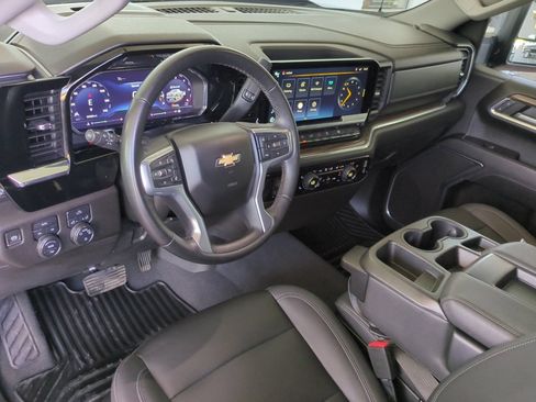 Used 2023 Chevrolet Silverado 1500 LT w/ All Star Edition Plus AWD/4WD image 9