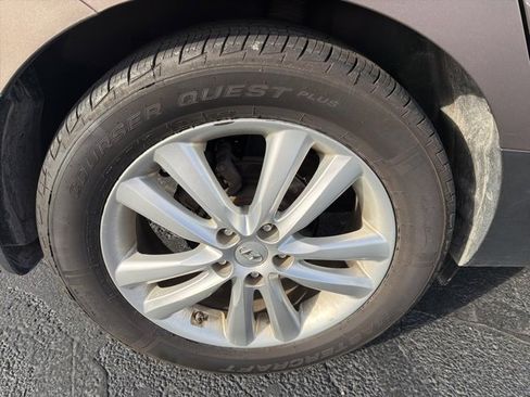 Used 2011 Hyundai Tucson Limited w/ Premium Pkg 3 image 28