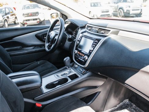 Used 2019 Nissan Murano S AWD/4WD image 24