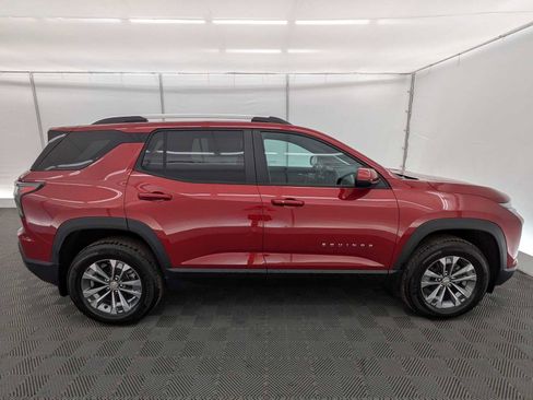 New 2026 Chevrolet Equinox LT w/ Convenience Package II AWD/4WD image 7