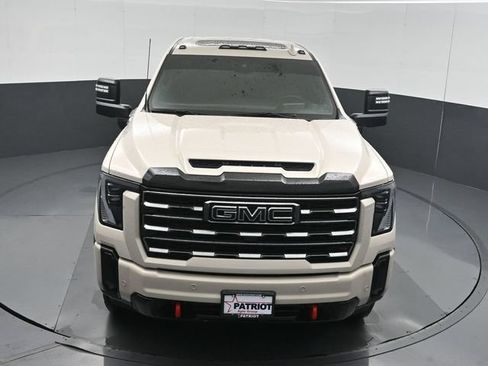 Used 2026 GMC Sierra 2500 AT4 w/ AT4 Premium Plus Package AWD/4WD image 46