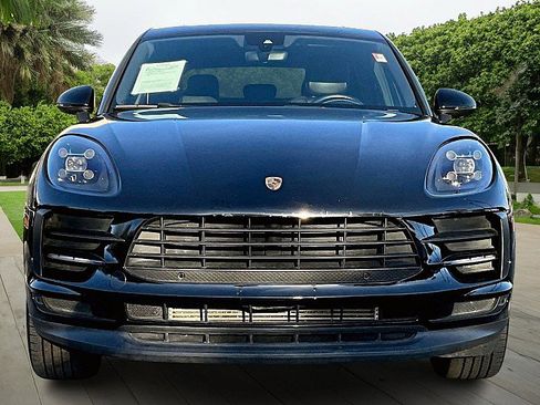 Used 2020 Porsche Macan image 3