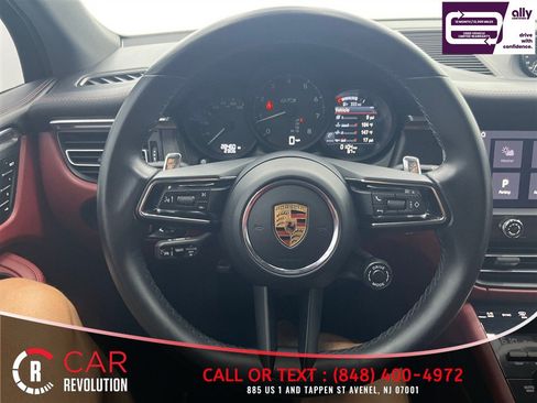 Used 2024 Porsche Macan GTS AWD/4WD image 27