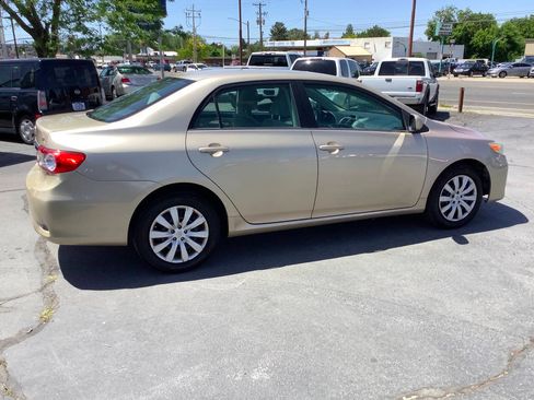 Used 2013 Toyota Corolla LE FWD image 10