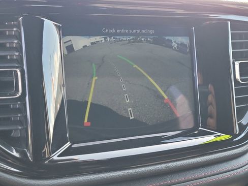 Used 2023 Dodge Durango GT image 19