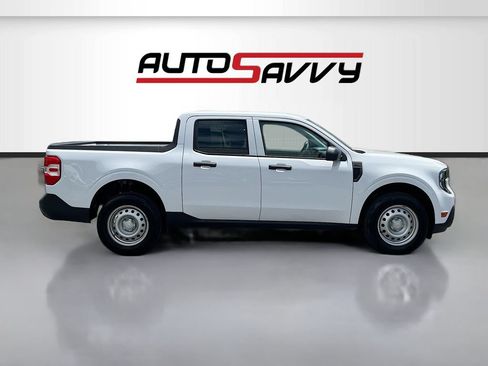 Used 2025 Ford Maverick XL w/ Equipment Group 102A AWD/4WD image 8