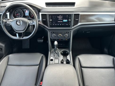 Used 2019 Volkswagen Atlas SE w/ Panoramic Sunroof Package image 13