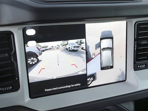 Used 2025 Ford Bronco Stroppe Edition image 17